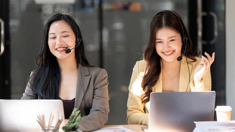 Clienteling in Retail vs Traditional Customer Service