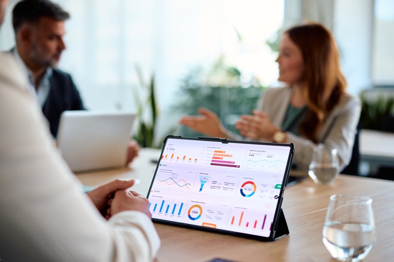 Custom CRM vs Off-the-Shelf