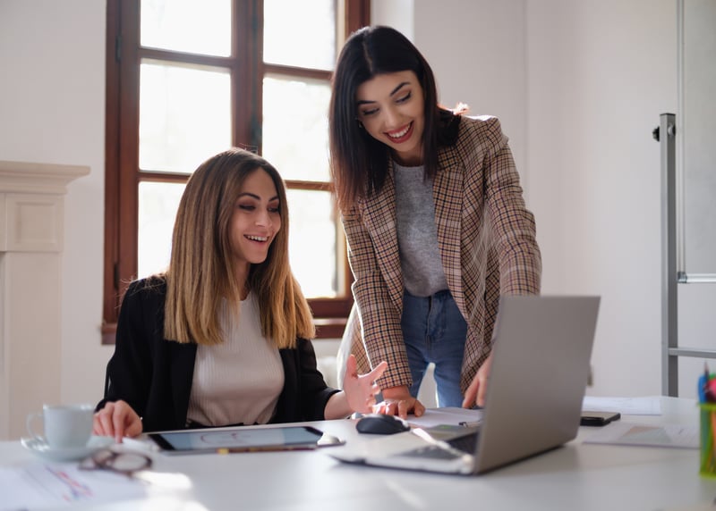 Essential Features to Look for in an Insurance Agent App