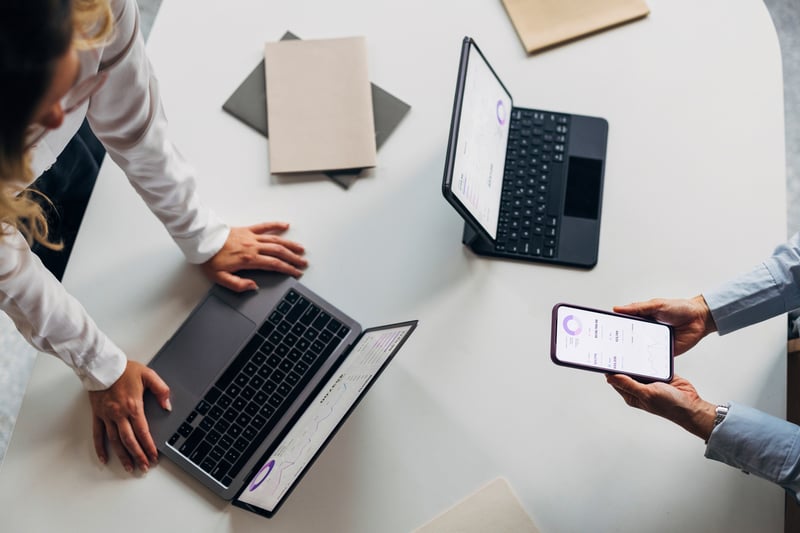 Free Mass Email Service vs. Paid Solutions