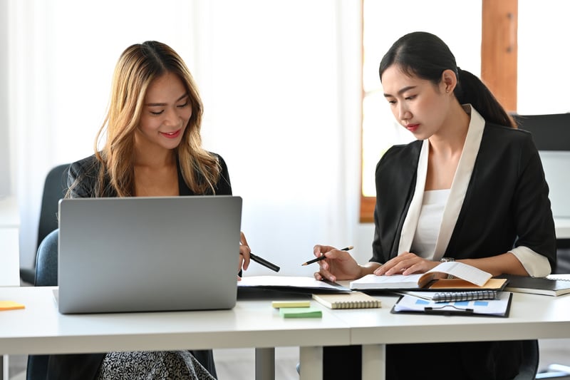 Factors to Consider When Choosing an Insurance Chatbot