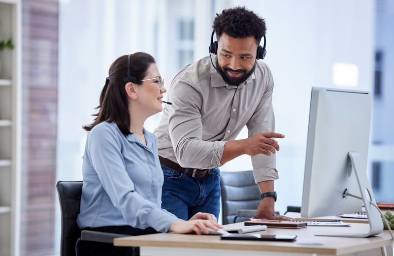 How Does Outbound Calling Software Make Contacting Leads Easier