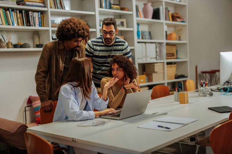 Professional Voicemail Greeting Templates to Customize