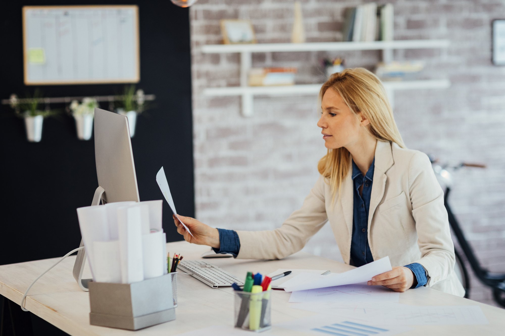 How to Craft Effective Insurance Text Message Scripts